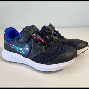 Nike Star Runner 2 Sneakers